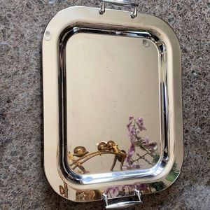 Elegant Gioiel silver serving tray